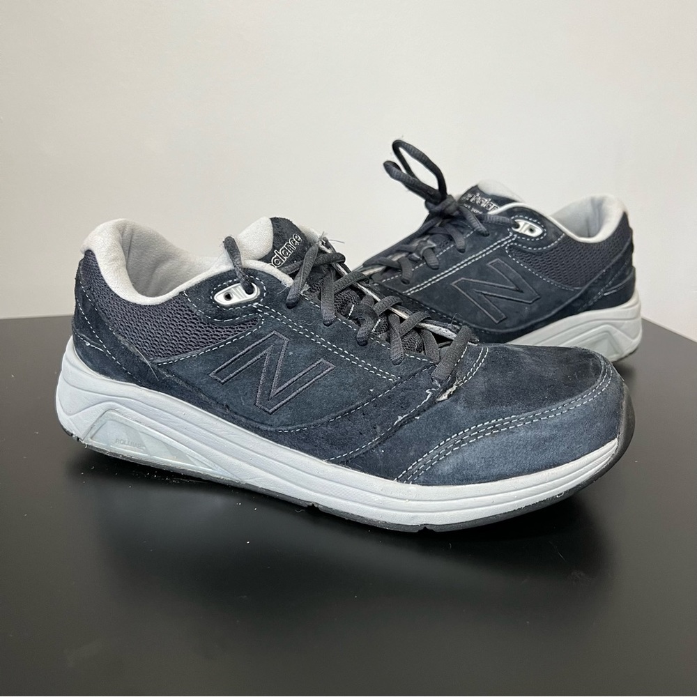 New Balance 928NV3 women suede sneakers size‎ 9
